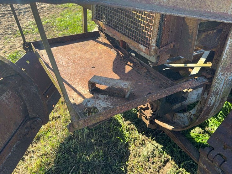 fordson-trackson-road-grader-image-26