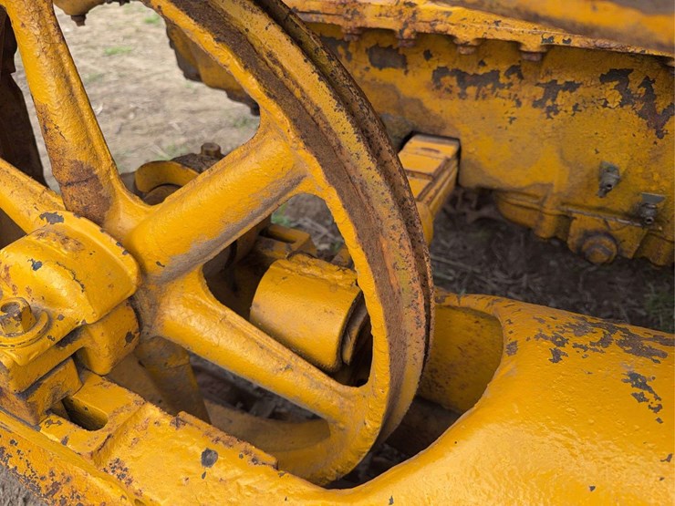 caterpillar-2-ton-image-40