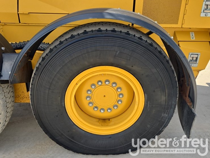 2020-deere-770gp-image-11