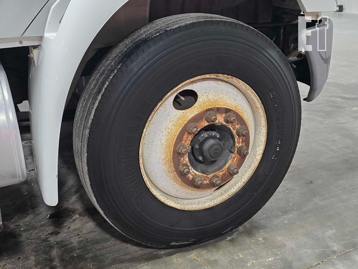 2011-international-durastar-4300-image-20