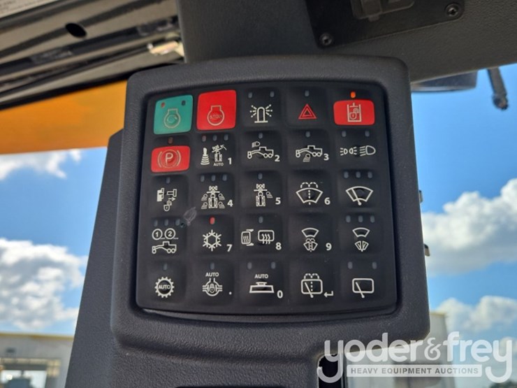 2020-deere-770gp-image-79