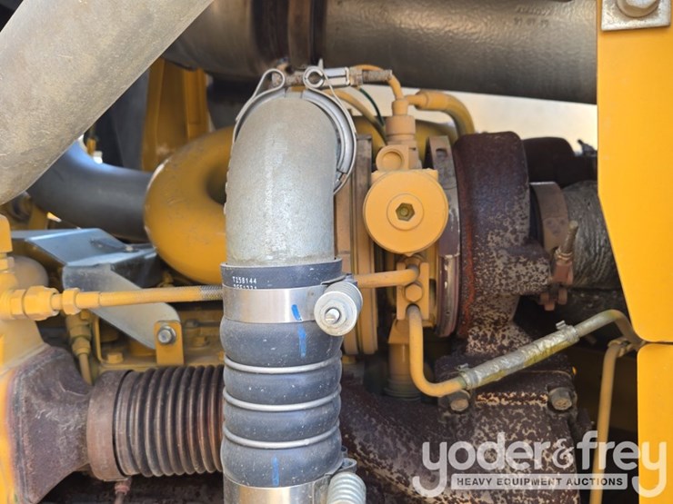 2020-deere-770gp-image-44