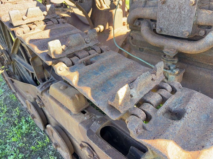 fordson-trackson-f-image-24
