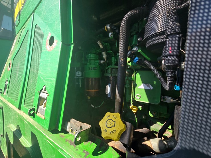 2019-john-deere-6-image-25