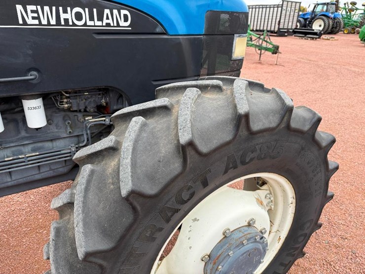 new-holland-8160-image-11