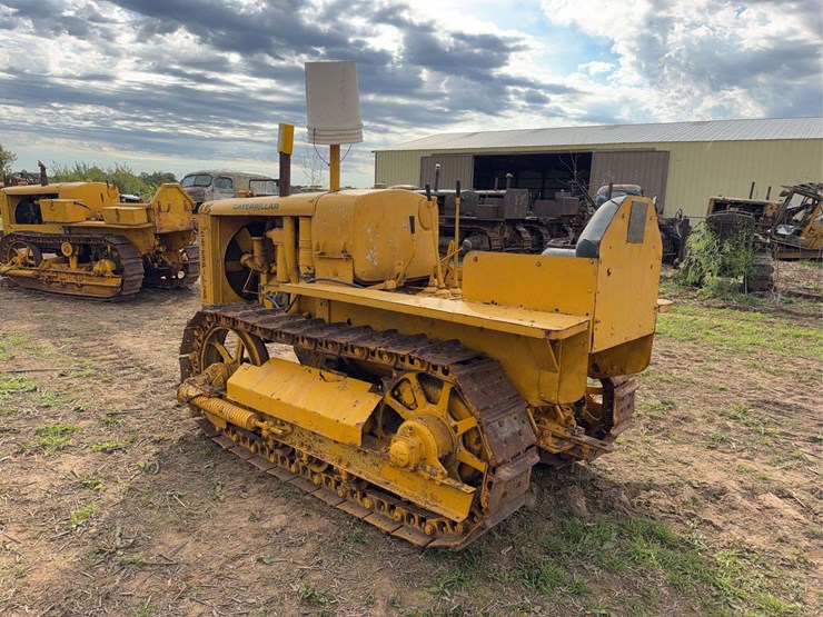 caterpillar-twenty-eight-image-5