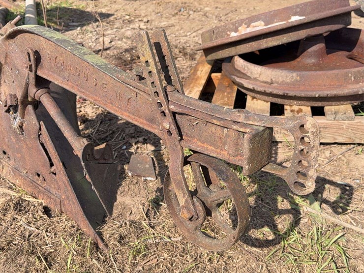 horse-drawn-roll-over-plow-image-8