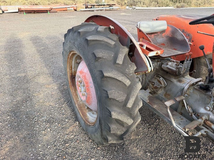 1971-massey-ferguson-135-tractor---non-running-image-11