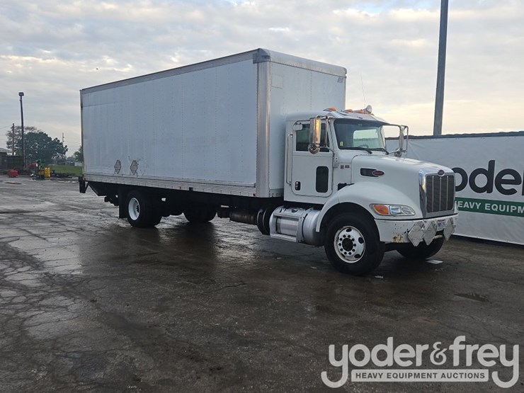 2016-peterbilt-337-image-7