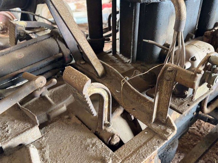 caterpillar-thirty-wheeled-conversion-image-22