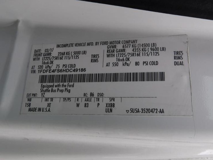 2017-ford-e450-image-28