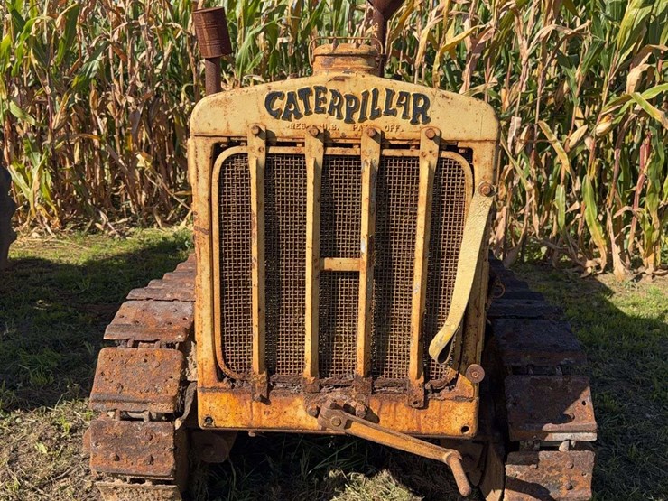 caterpillar-ten-image-8
