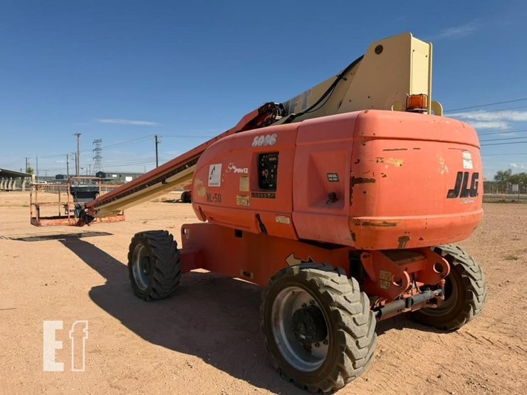 2008-jlg-800s-image-6