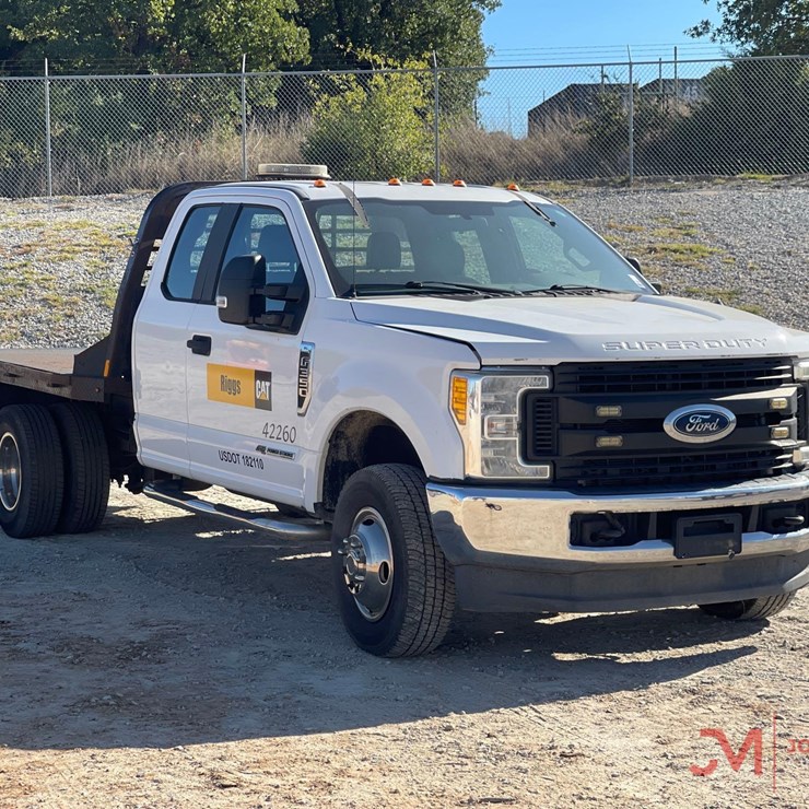 2017 FORD F350 XL