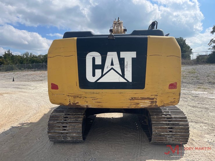 2013-caterpillar-320el-image-8