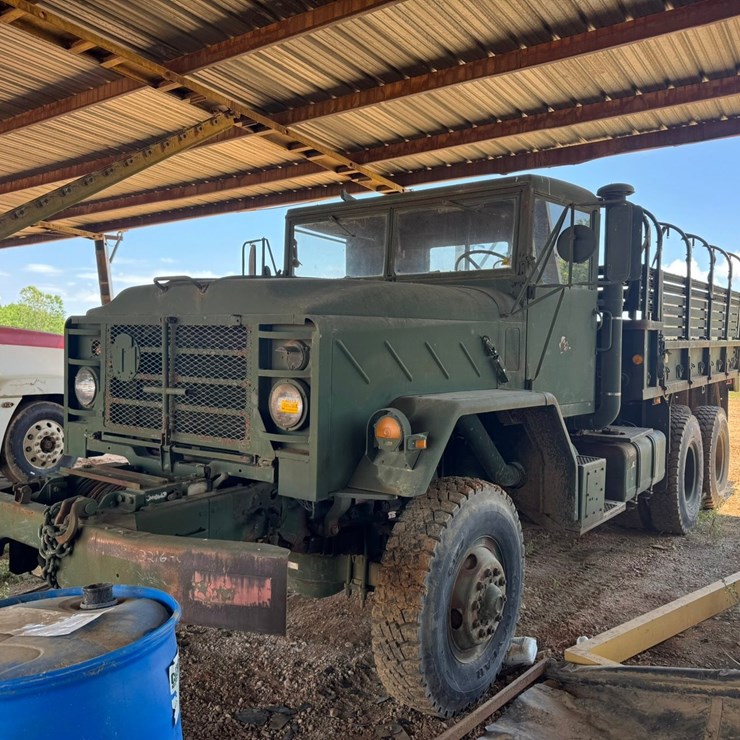 #46813 • GM Army Truck NLOAPKC52500522 INV#46813
