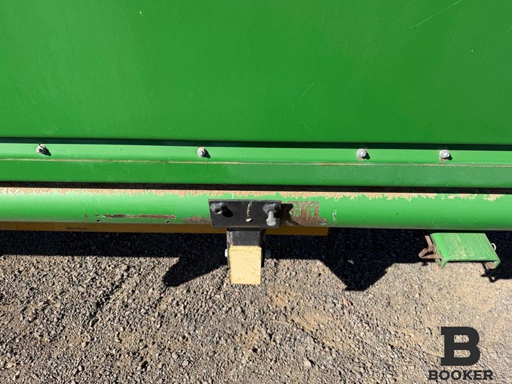 2011-john-deere-630r-platform-header-image-33