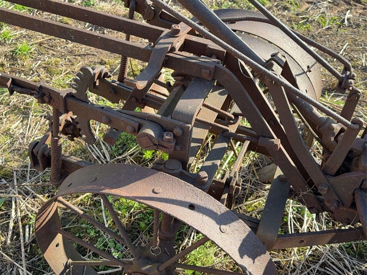 centaur-tractor-image-33