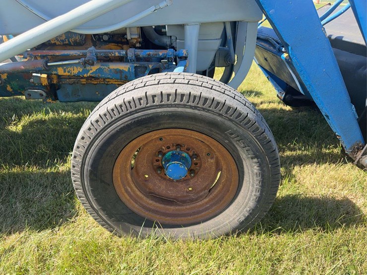 ford-tractor-image-33