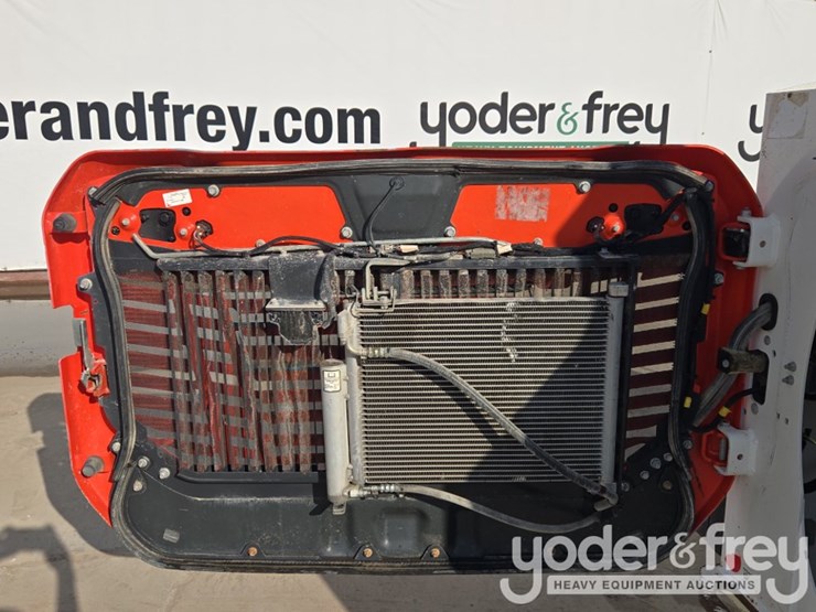 2021-bobcat-t66-image-32