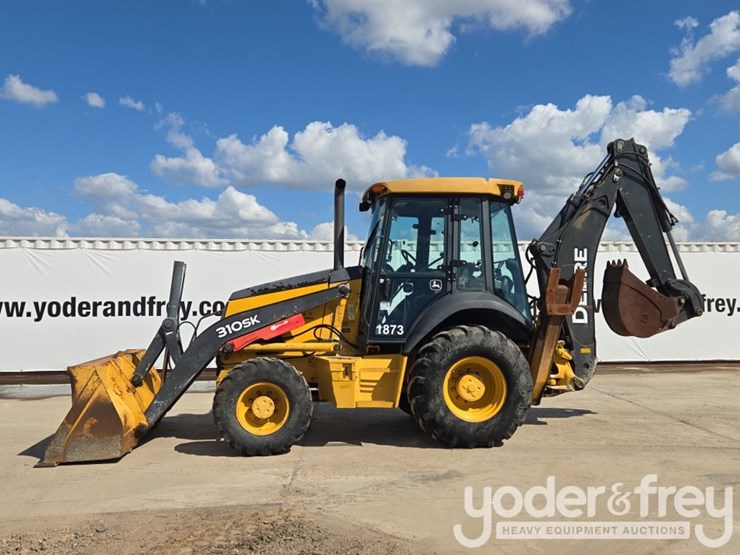 2015-deere-310sk-image-2