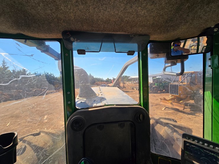 2020-john-deere-2020-image-48