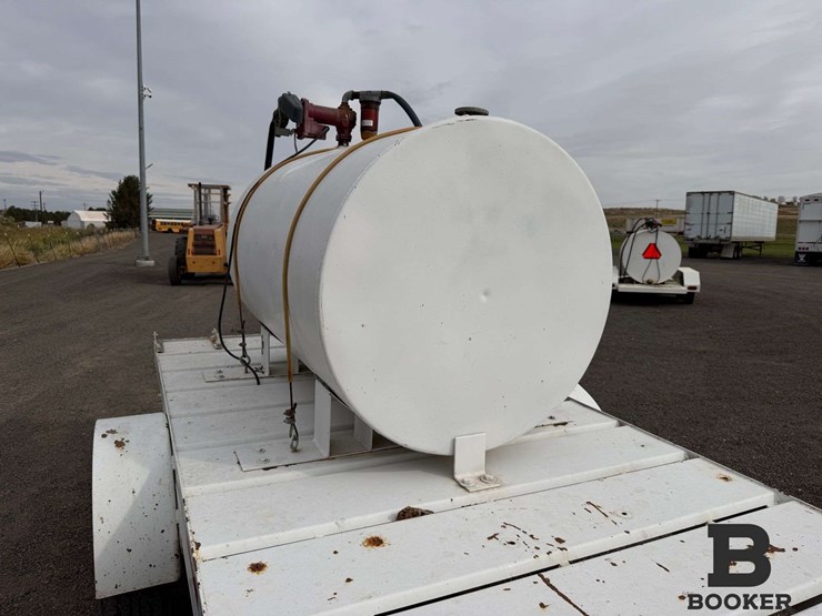 custom-built-300-gallon-fuel-trailer-image-9