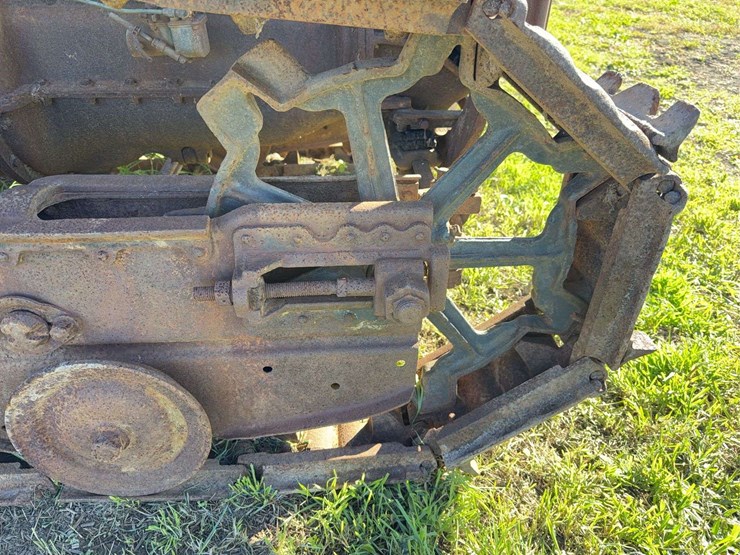 fordson-trackson-f-image-26
