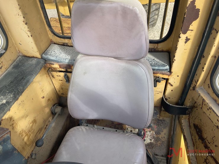 caterpillar-d35c-image-20