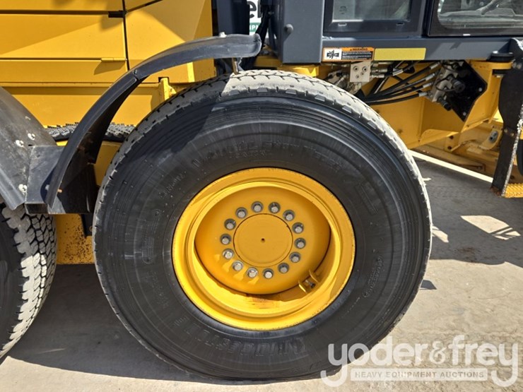 2020-deere-770gp-image-13