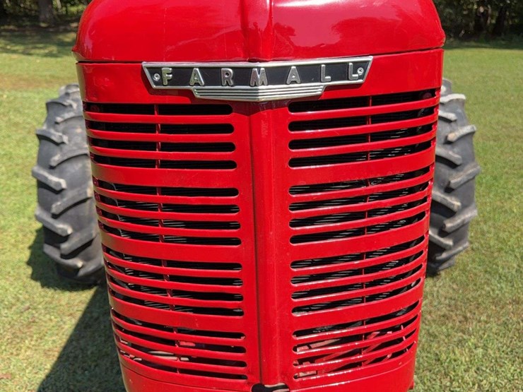 1945-farmall-b-image-9