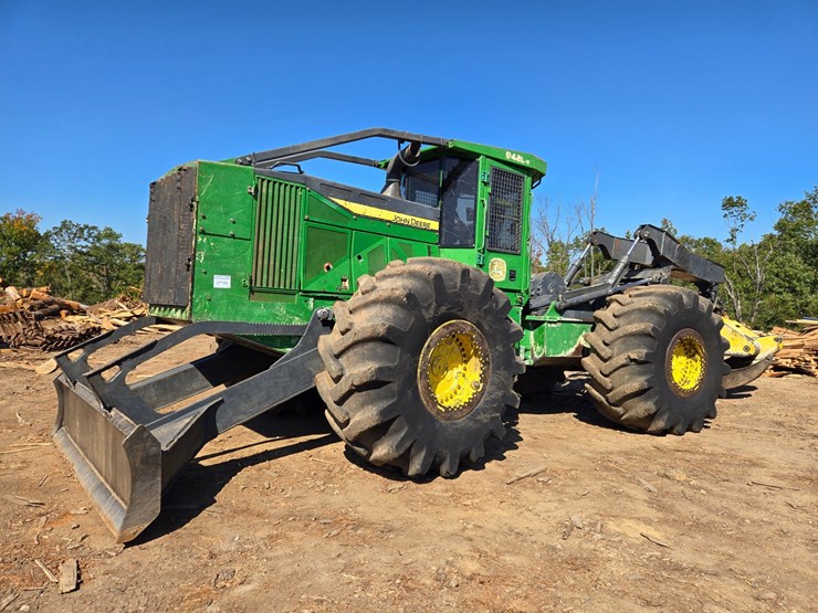 2020-john-deere-2020-image-3
