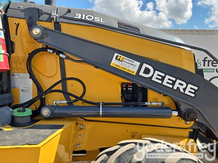 2022-deere-310sl-image-24