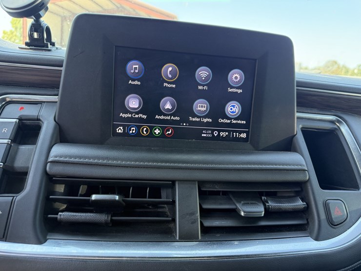 2021-chevrolet-tahoe-image-24