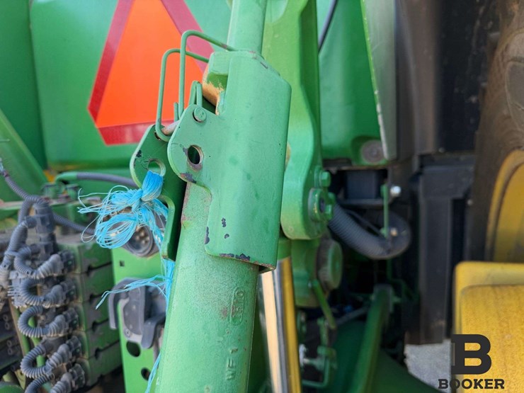 2011-john-deere-8360r-tractor-image-54