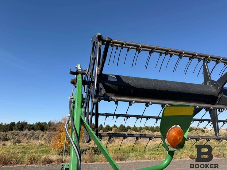 2011-john-deere-630r-platform-header-image-20