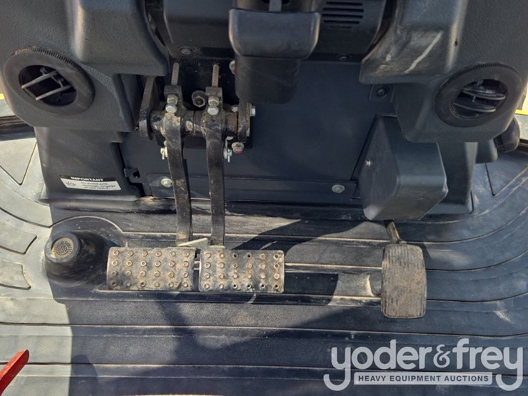 2022-deere-310sl-image-65