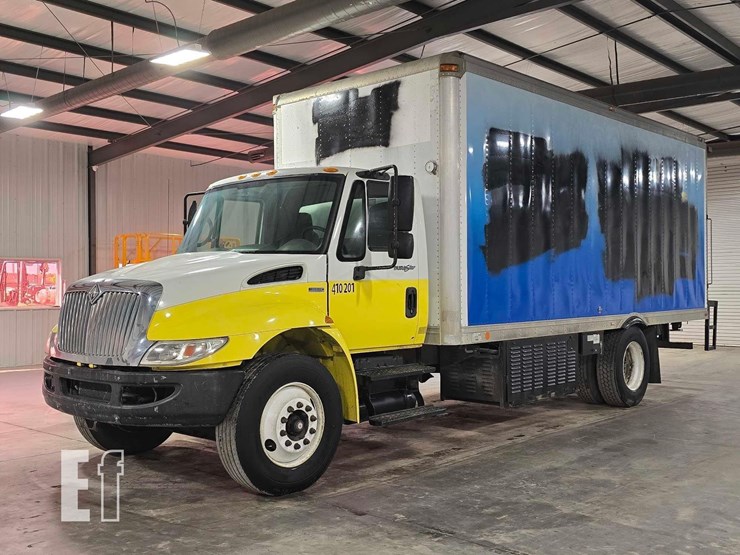 2010-international-durastar-4300-image-1
