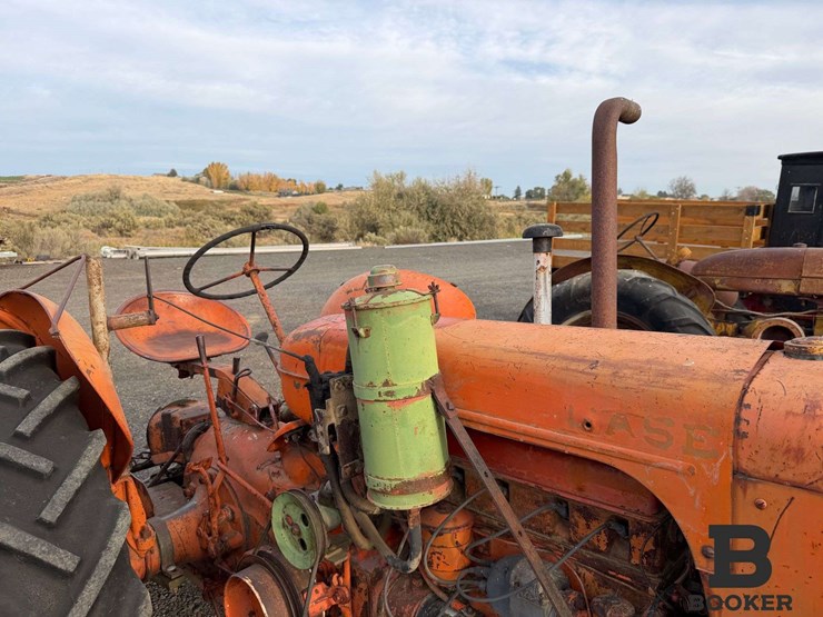 1948-case-model-sc-tractor-w/sickle-mower---non-running-image-9
