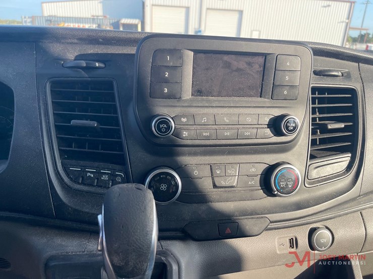 2021-ford-transit-image-22