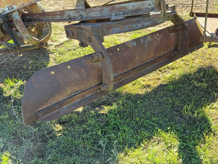 fordson-trackson-road-grader-image-27