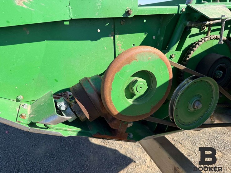 2009-john-deere-630r-platform-header-image-12