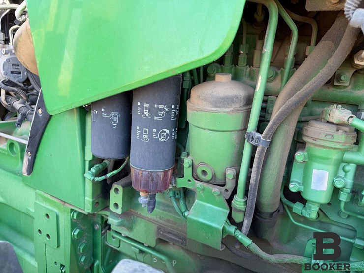 2011-john-deere-8360r-tractor-image-86