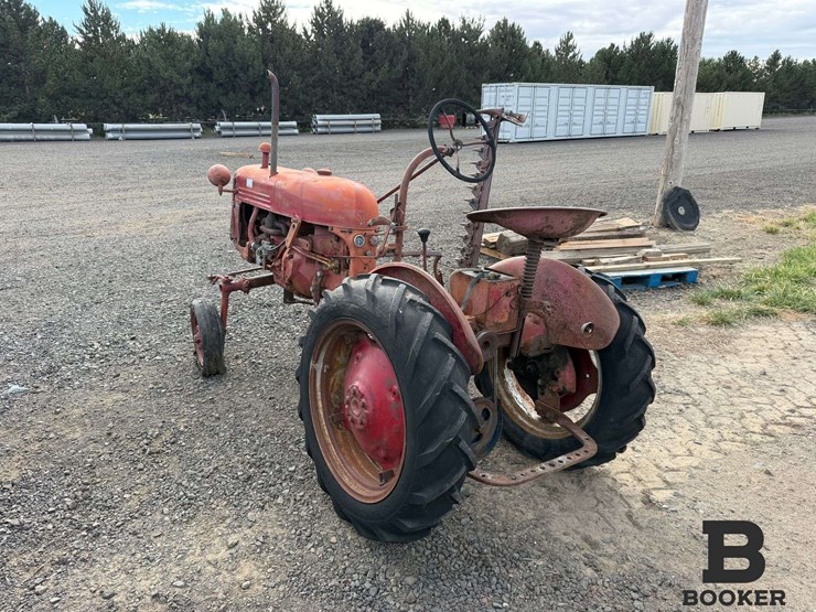 international-harvester-farmall-cub-tractor---non-running-image-2