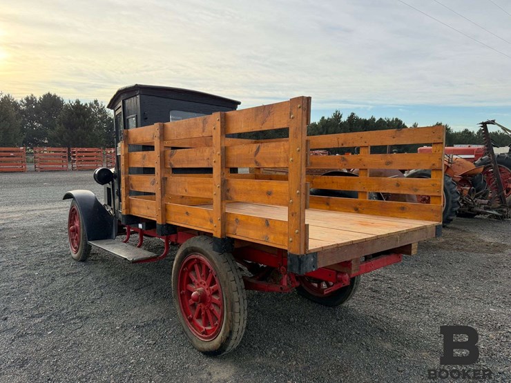 1925-international-s-pickup-truck---non-running-image-3