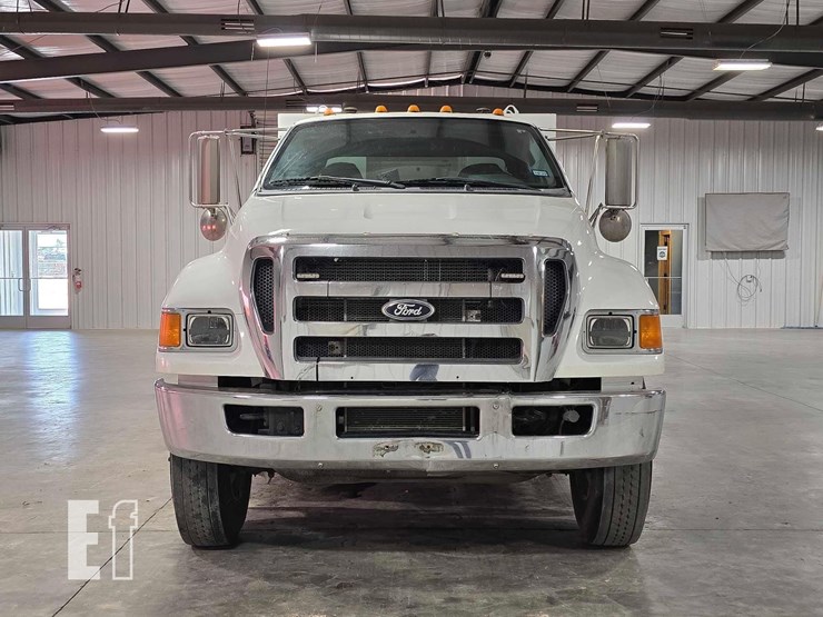 2015-ford-f750-xl-sd-image-7