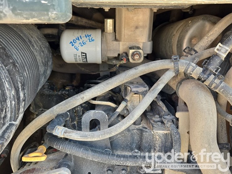 2021-bobcat-t66-image-39