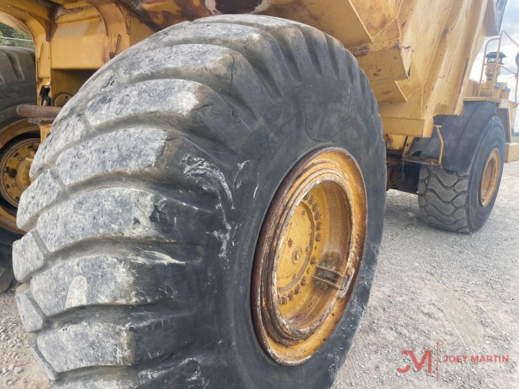 caterpillar-d35c-image-10