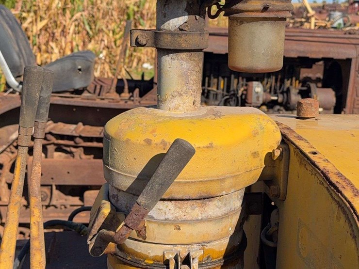 caterpillar-d2-image-22
