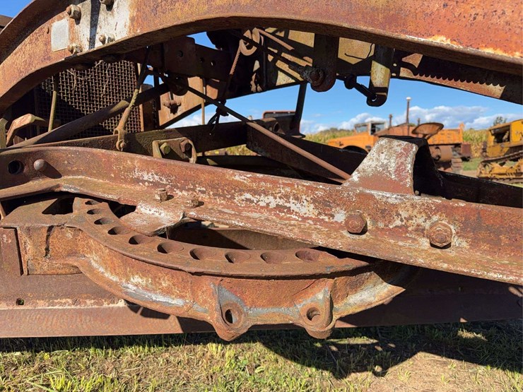 fordson-trackson-road-grader-image-32